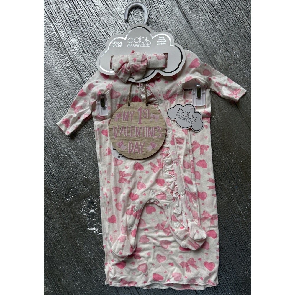 Baby Essentials My 1st Valentines Day Bamboo 4 Piece Gift Set Girl NWT Newborn